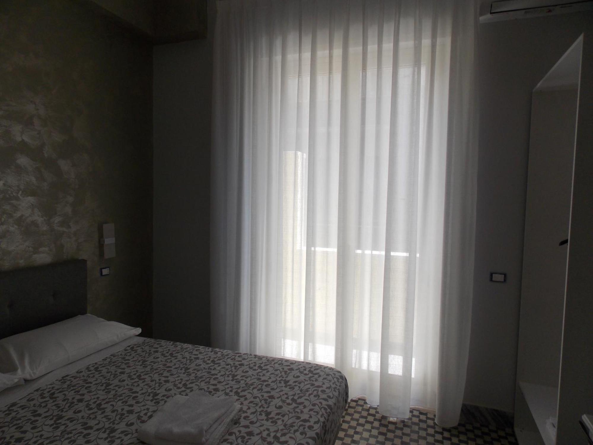 Central Palace Reggio di Calabria Zewnętrze zdjęcie